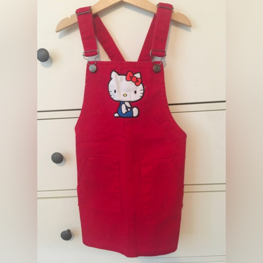 Girls hello kitty skirt jumper